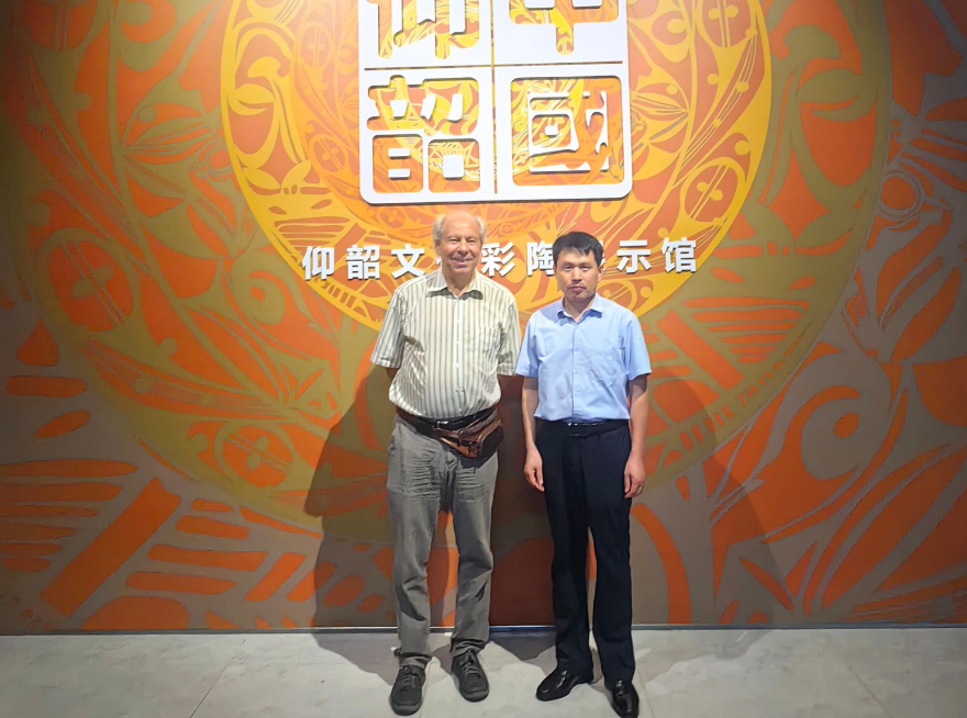 德中學(xué)者仰韶“尋源”：走進(jìn)仰韶文化圣地，探秘千年彩陶技藝